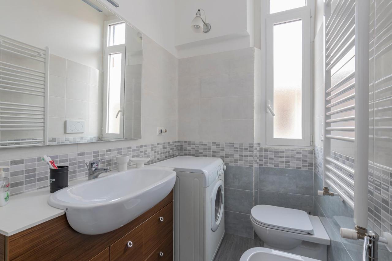 New Flat In Downtown Orti 16 Apartment Milan Luaran gambar