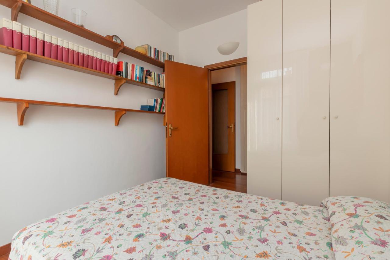 New Flat In Downtown Orti 16 Apartment Milan Luaran gambar